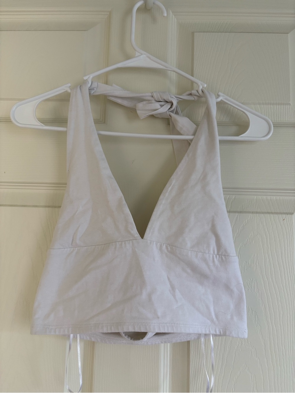 Garage White Halter V-Neck Tie-Back Crop Top